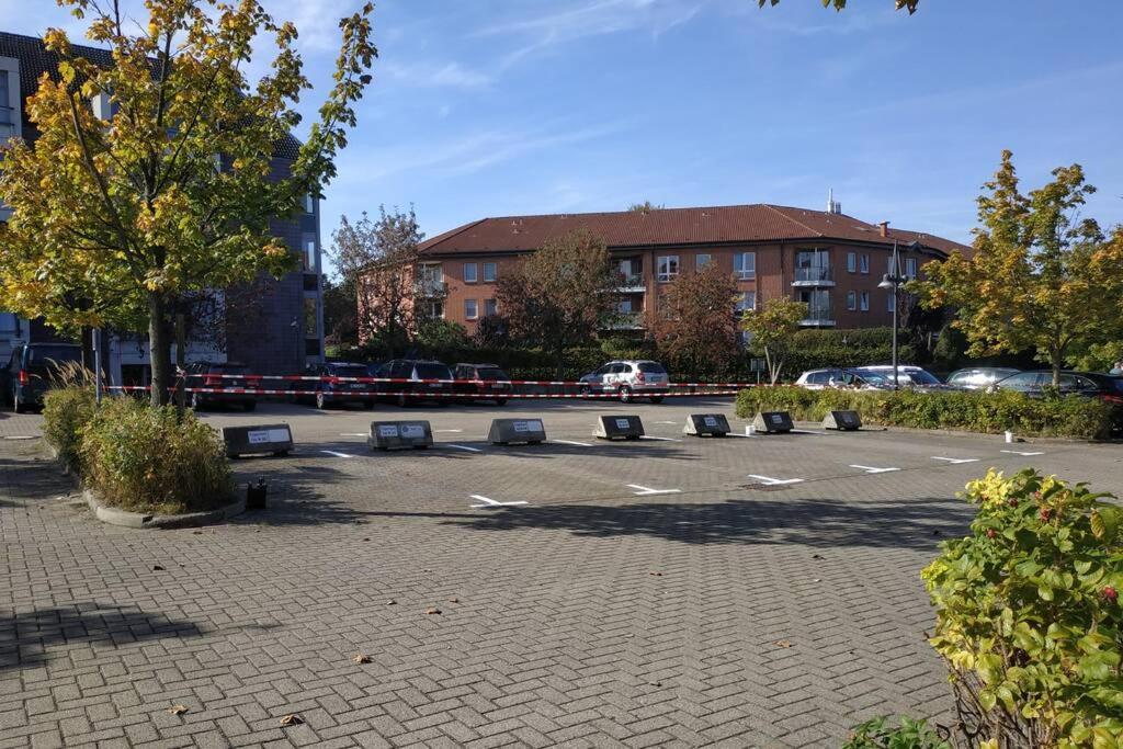 Traveloge Mit Schwimmbad Und Sauna Lübeck Exteriör bild