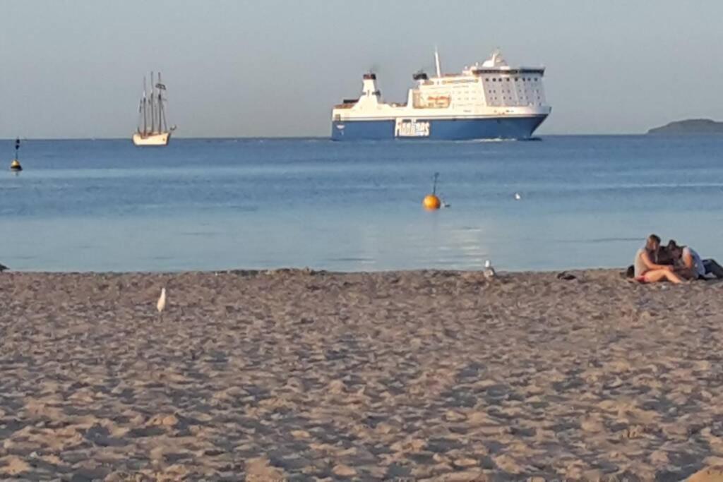 Traveloge Mit Schwimmbad Und Sauna Lübeck Exteriör bild